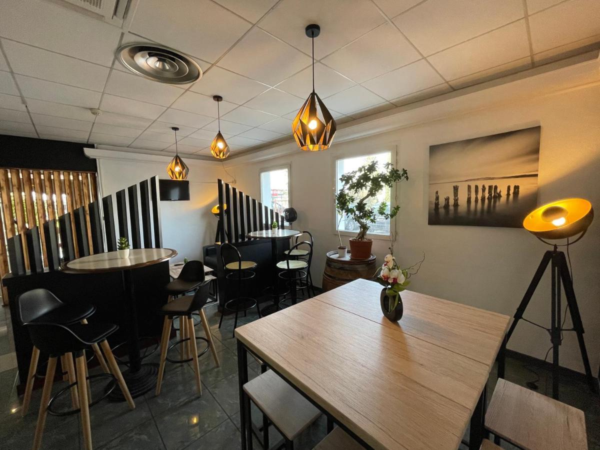Hotel Restaurant Kyriad Direct Dijon Nord - Zenith - Toison D'Or Kültér fotó