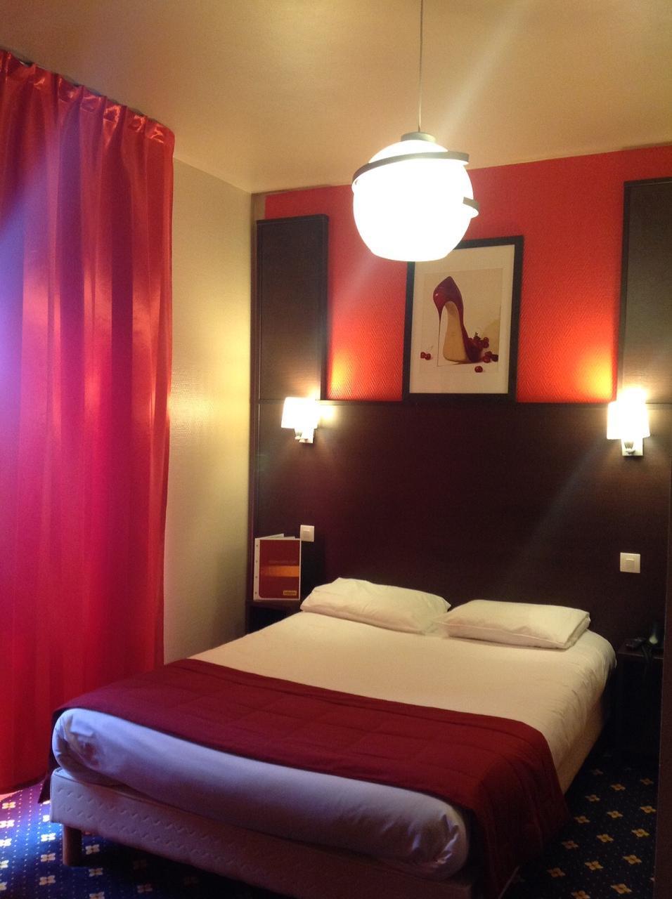 Hotel Restaurant Kyriad Direct Dijon Nord - Zenith - Toison D'Or Kültér fotó