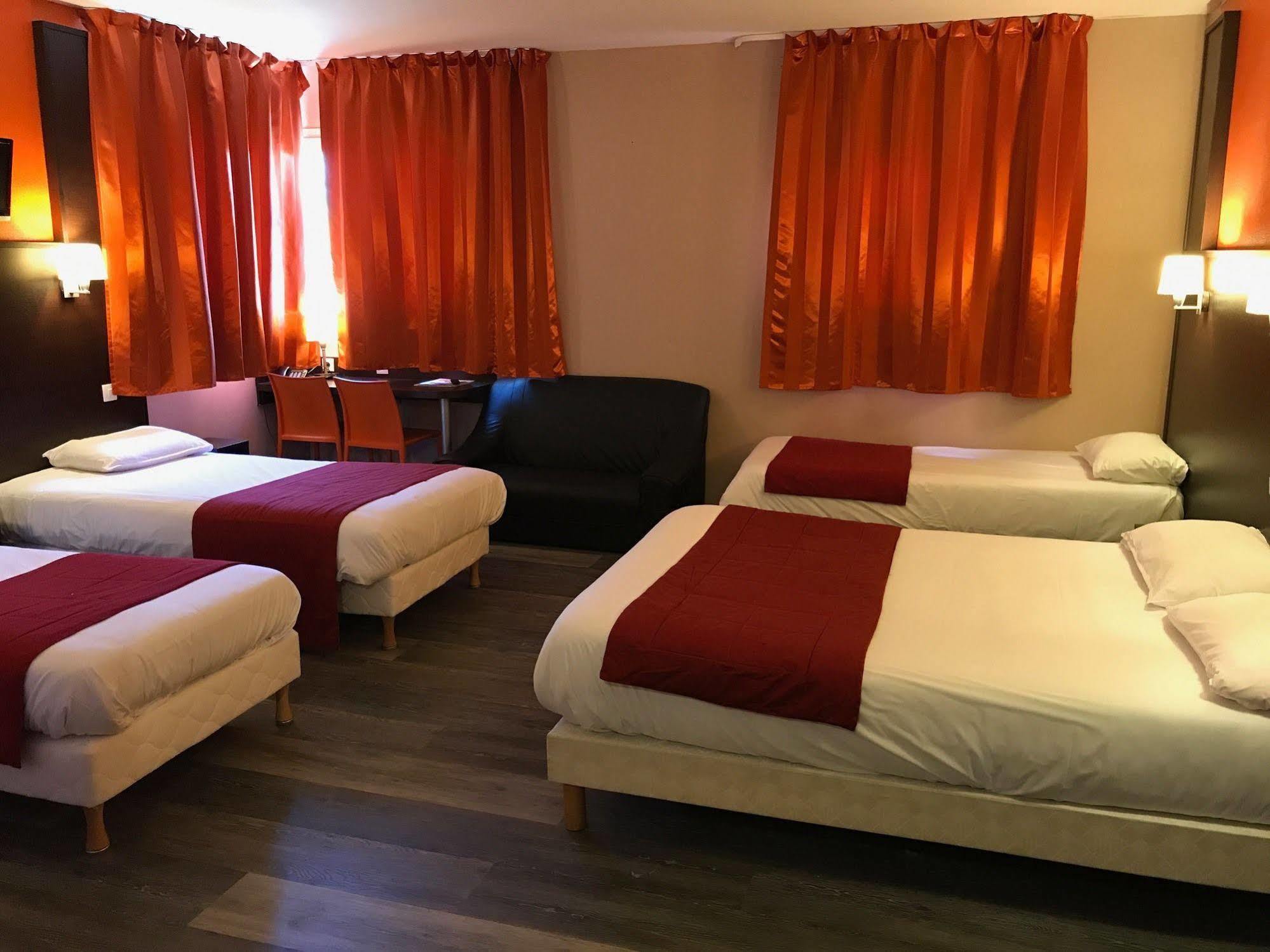 Hotel Restaurant Kyriad Direct Dijon Nord - Zenith - Toison D'Or Kültér fotó