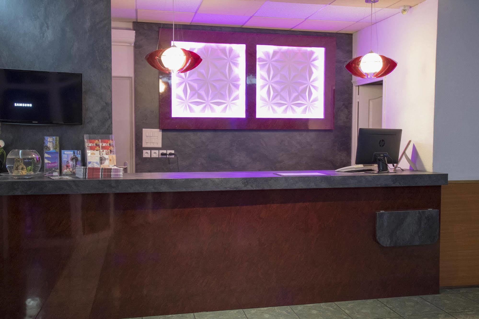 Hotel Restaurant Kyriad Direct Dijon Nord - Zenith - Toison D'Or Kültér fotó