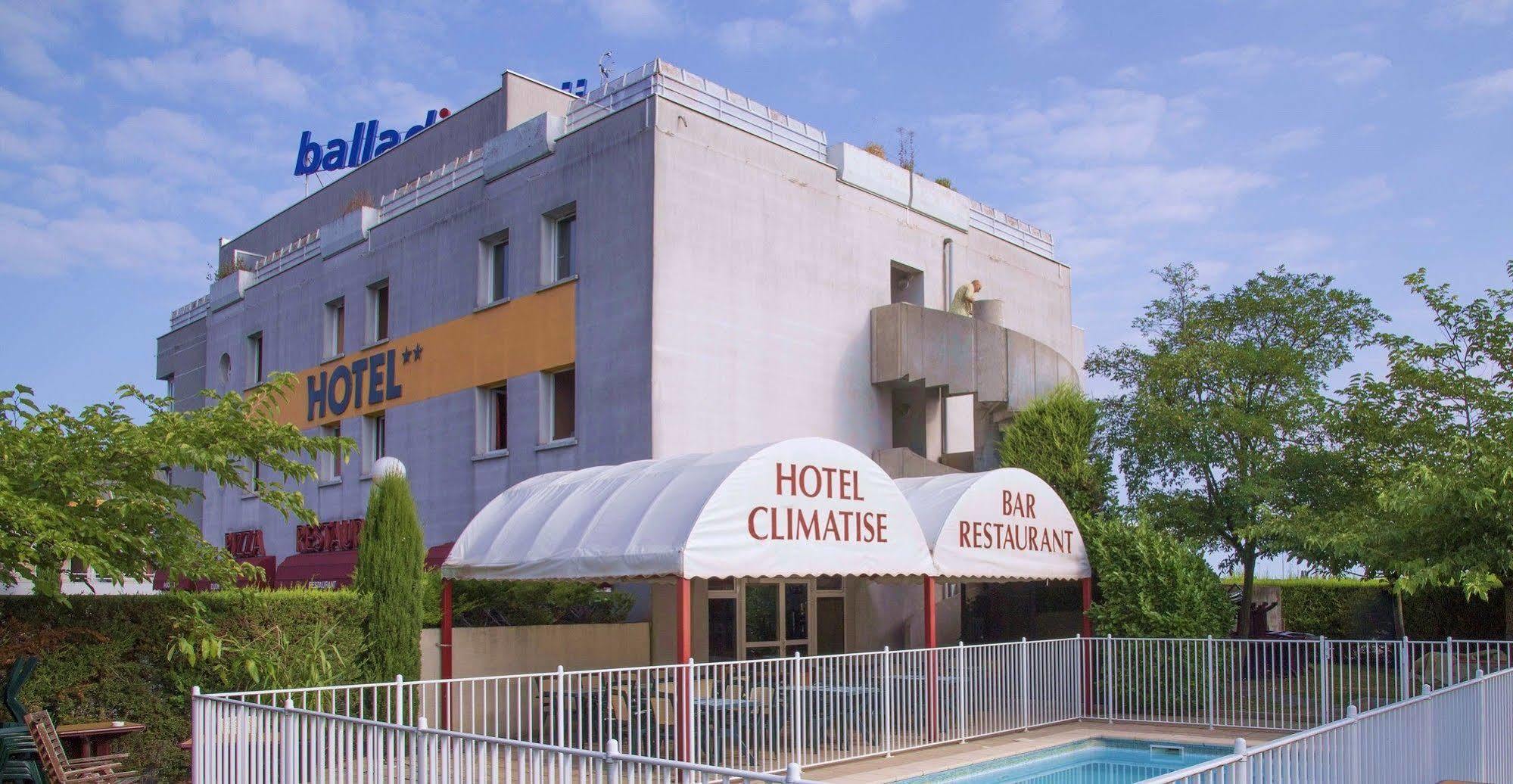 Hotel Restaurant Kyriad Direct Dijon Nord - Zenith - Toison D'Or Kültér fotó