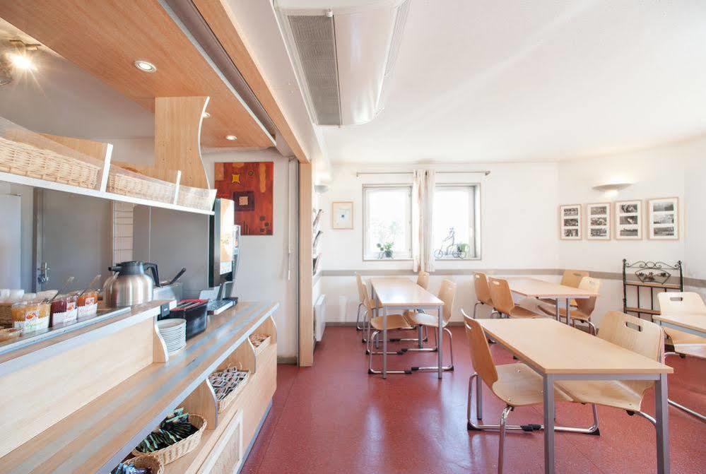 Hotel Restaurant Kyriad Direct Dijon Nord - Zenith - Toison D'Or Kültér fotó
