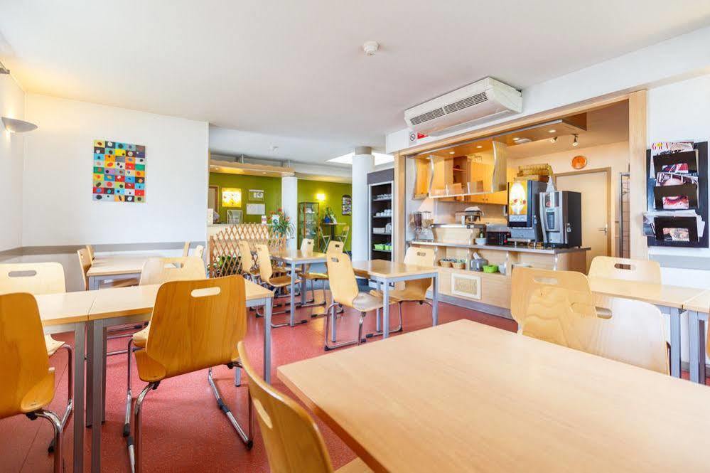 Hotel Restaurant Kyriad Direct Dijon Nord - Zenith - Toison D'Or Kültér fotó